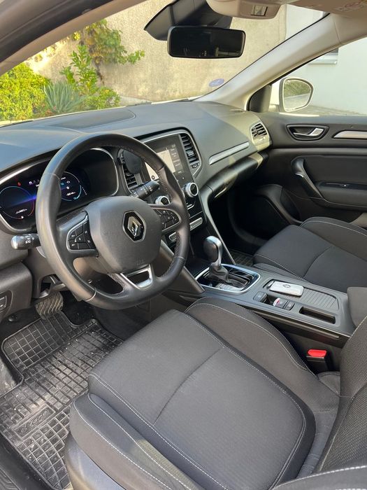Renault megane e-tech