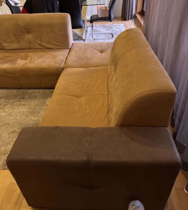 Sofá de canto grande