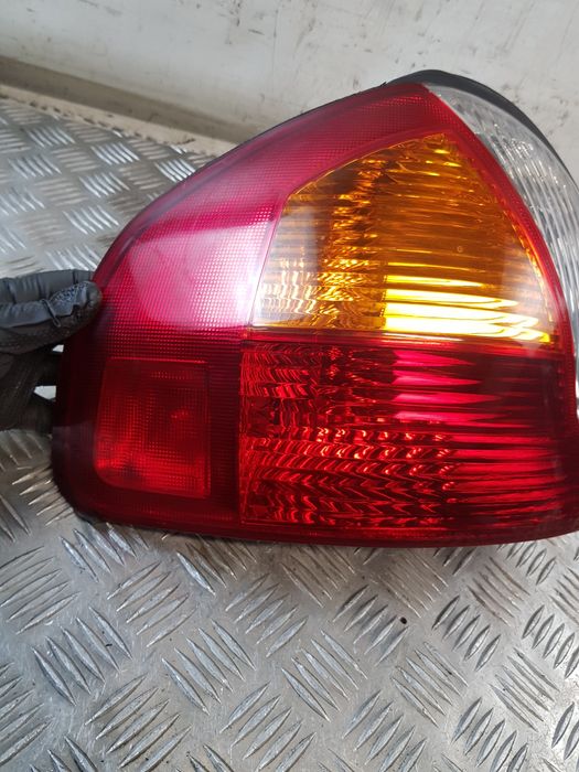 Lampa Depo Lewa Tył 083211928L Hyundai Santa Fe I 02R- Europa