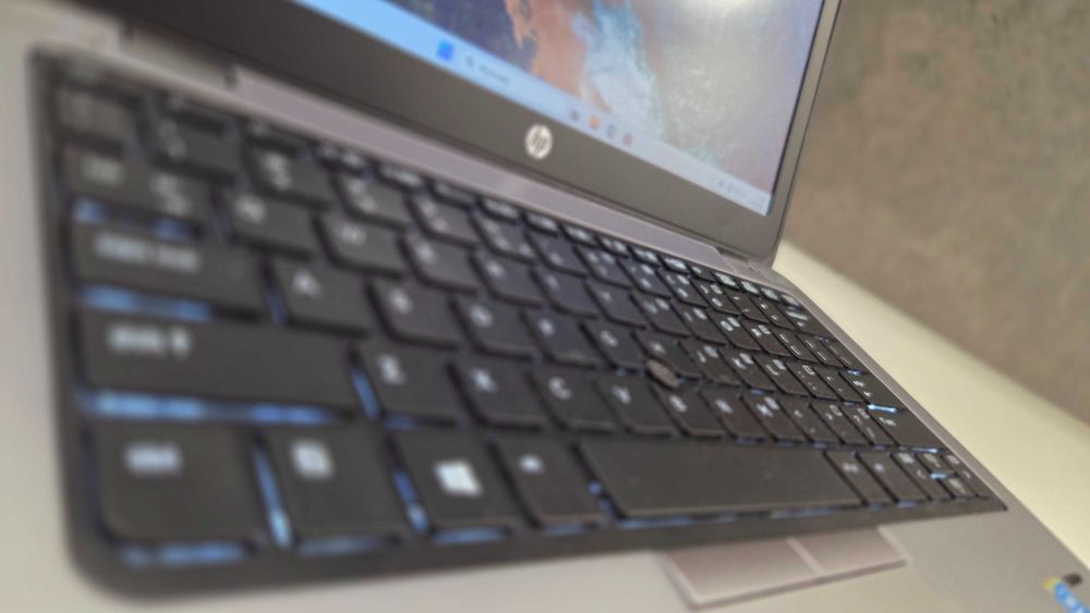 OKAZJA HP EliteBook 820 i5 4300U 8GB dysk 128SSD Laptop Windows 11