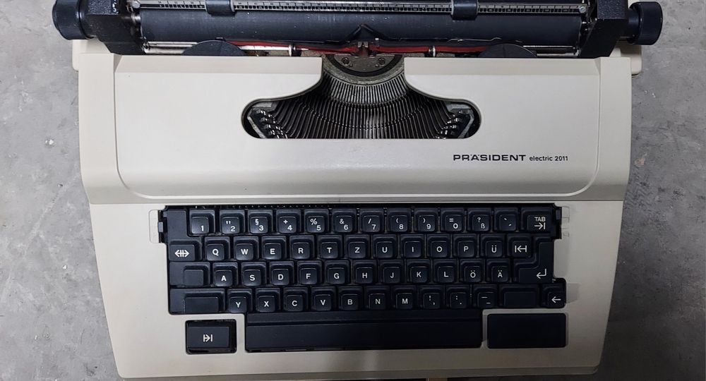 Máquina de escrever