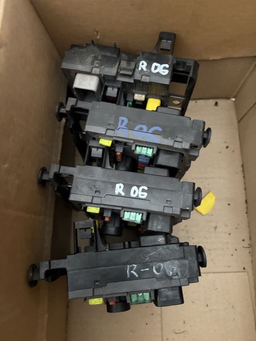 BSM блок запобіжників R06 R05 R04 R02 R09 L01 L06 L11 Z05 Z02 Z06 Z03