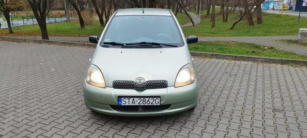 Toyota yaris 1.0 ekonomiczny zamiana skup aut dostawa pod dom