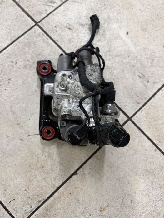 Bomba hidraulica dynamic drive bmw f10 f11 f01 f02 f07