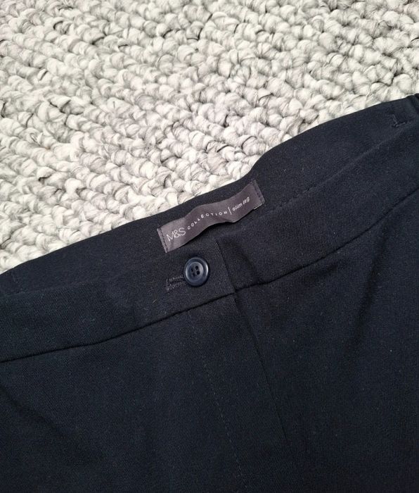 Granatowe spodnie materiałowe M 38 M&S  Collection  jak nowe