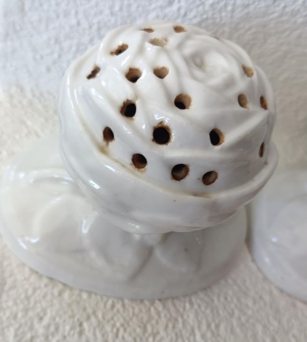 Par paliteiros rosa porcelana Vista Alegre azul 1870.1880