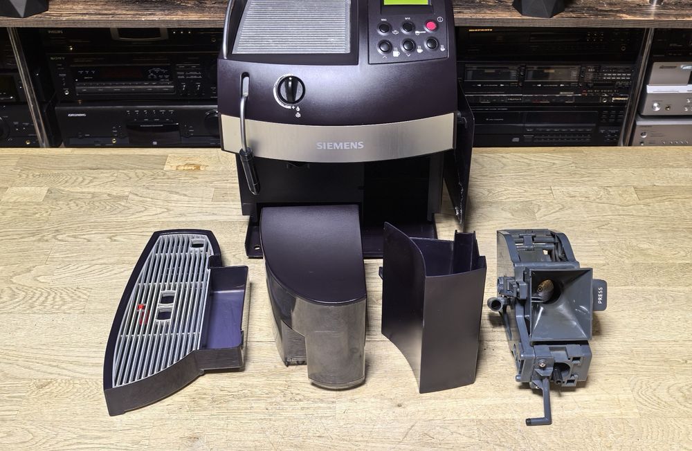 Кавова машина Siemens CES 2