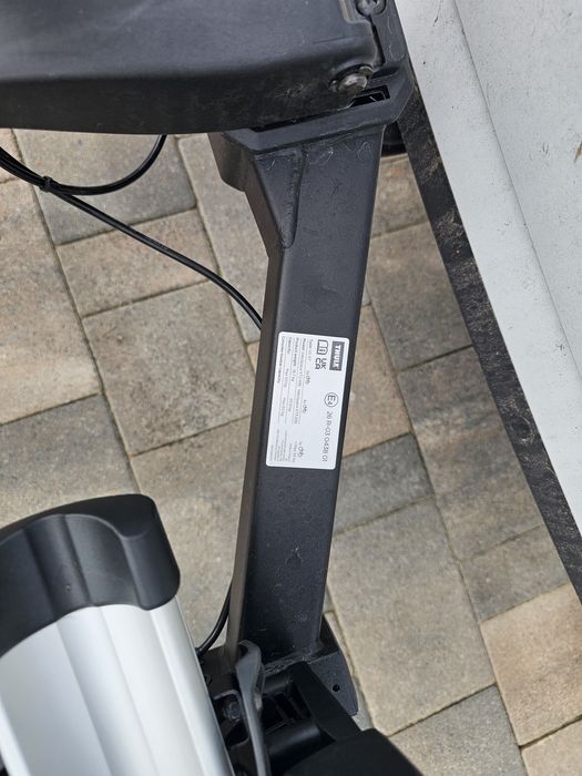 Bagażnik rowerowy Thule VeloSpace 939 plus dokładka na 4 rower