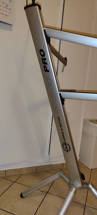 König & Meyer 18860 Spider Pro стійка для клавішних