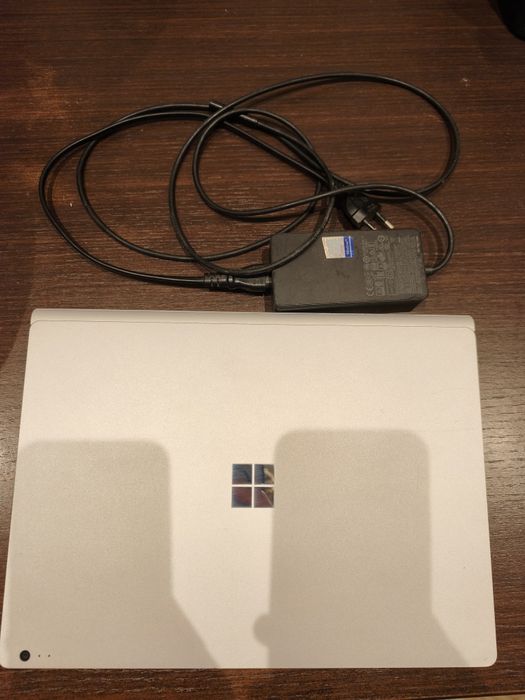 Microsoft Surface Book 2 – 13.5" | Intel Core i7