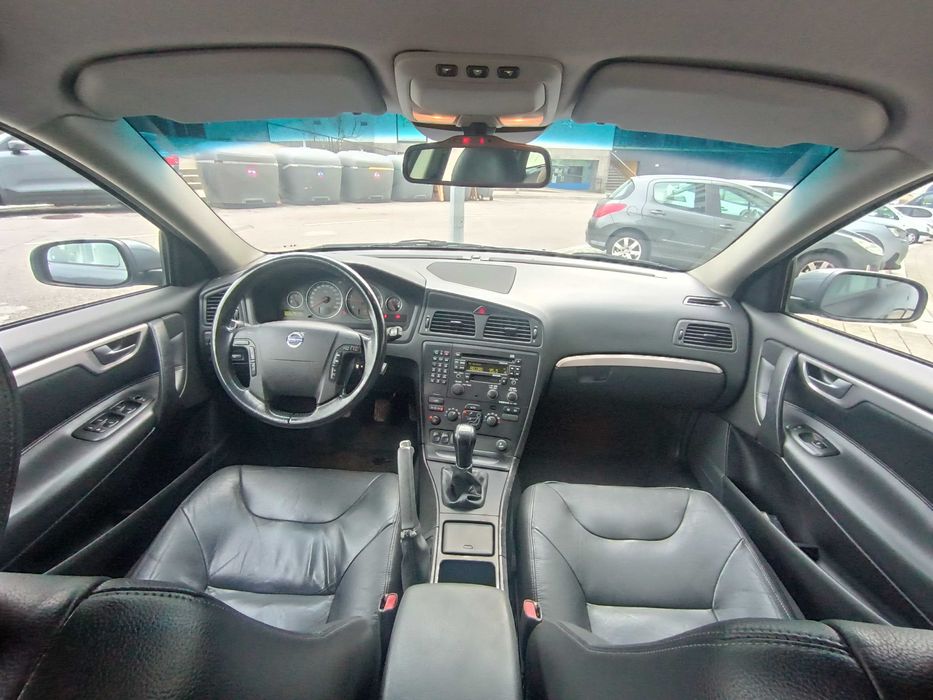 VOLVO V70 2.4 D5 163cv caixa manual Nacional