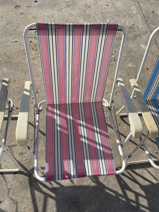 Cadeirinhas de praia usadas