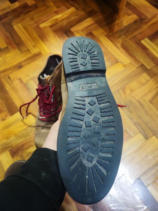 Ботінкі чоловічі Levi's