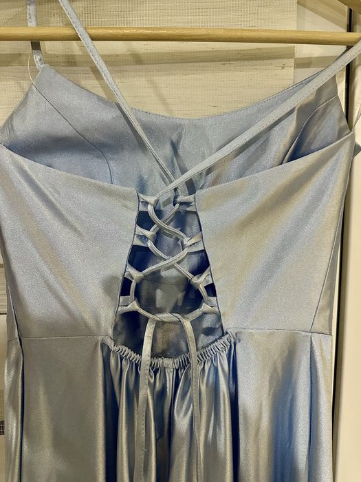 Сукня ,блакитна,атласна