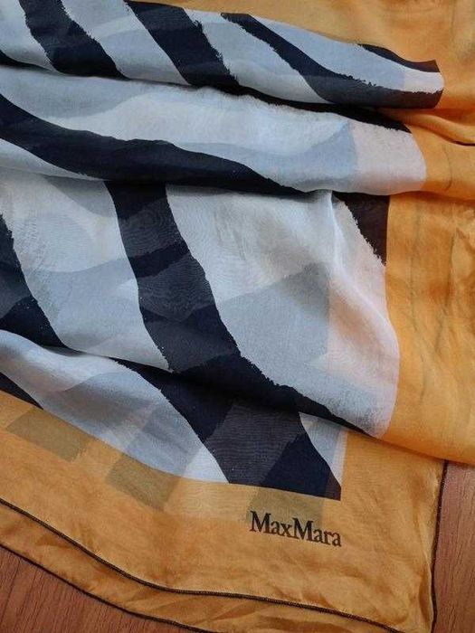 Шовкова хустка max mara — 100% шовк, італія — 116х119 см