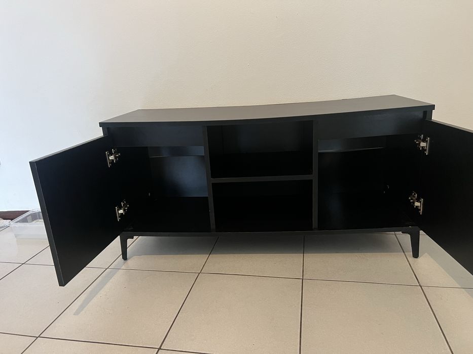 Armário tipo hack para TV