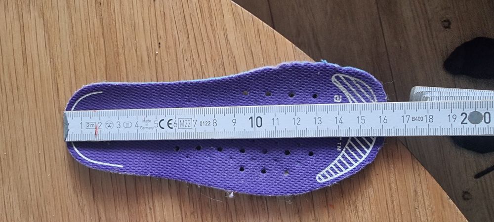 Buty adidasy. Różowe dziewczęce. Rozmiar 26