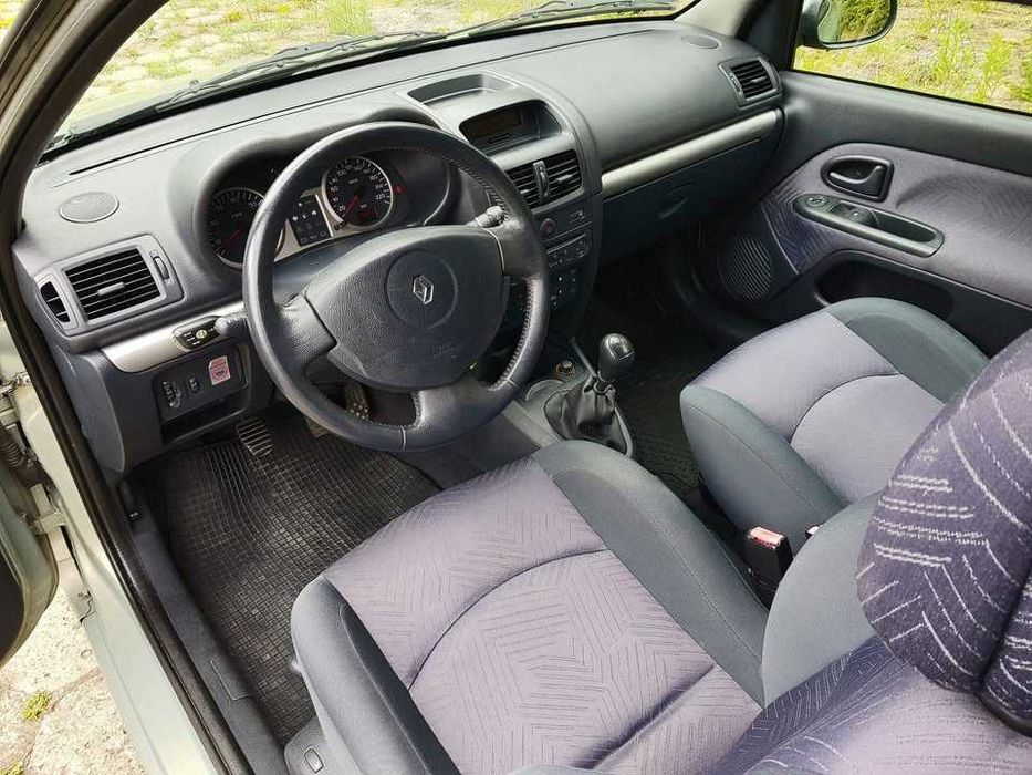 Renault Clio 1.6 16v 107km Wersja Dynamique 2002r Climatronic