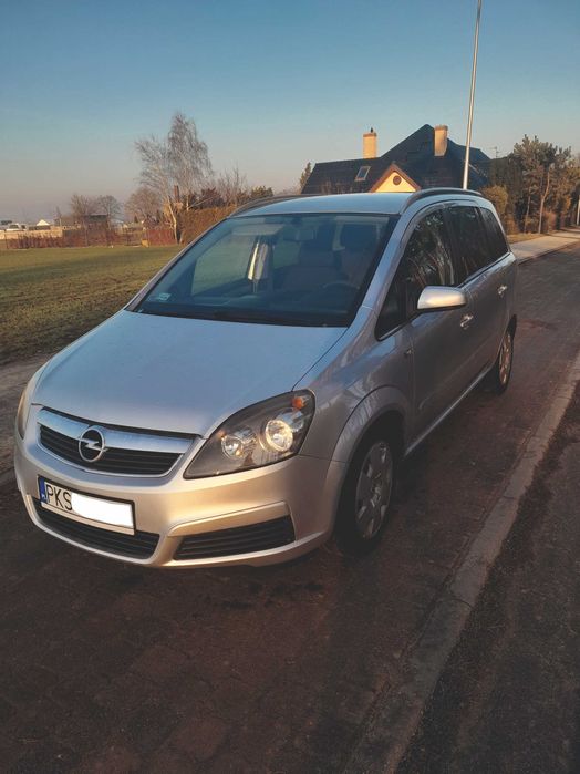 Opel Zafira 1.6 benzyna
