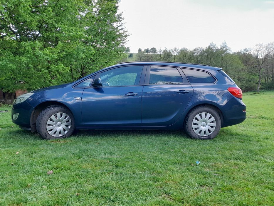 Opel Astra J, 1.7, 2011