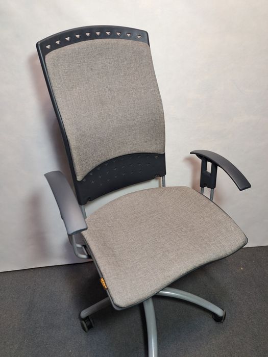 Fotel biurowy, obrotowy SITAG Reality,