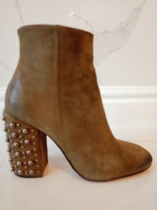 Buty Carrini r.39
