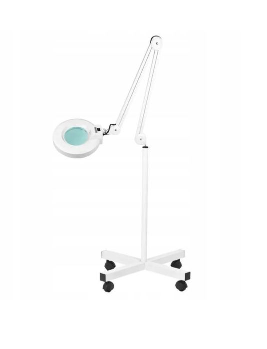 Lampa dermatologiczna salon kosmetyczny