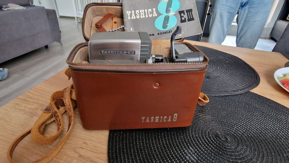Kamera Yashica 8e3