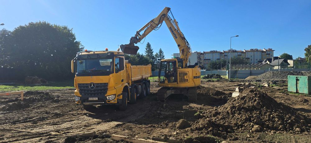 Wynajem usługi koparka samochód ciężarowy