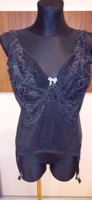 Figleaves gorset piękny sexowny 85F