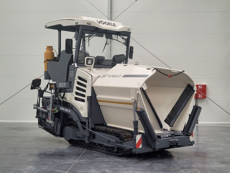 Vogele Super 1300 - 3i  Rozściełacz asfaltu gąsienicowy Vögele Super 1300 - 3i