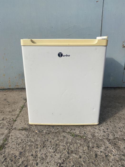 Продам холодильник TURBO безкомпресорний