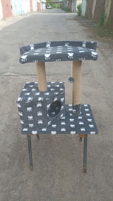 Будиночок для котика. Хатинка для кот