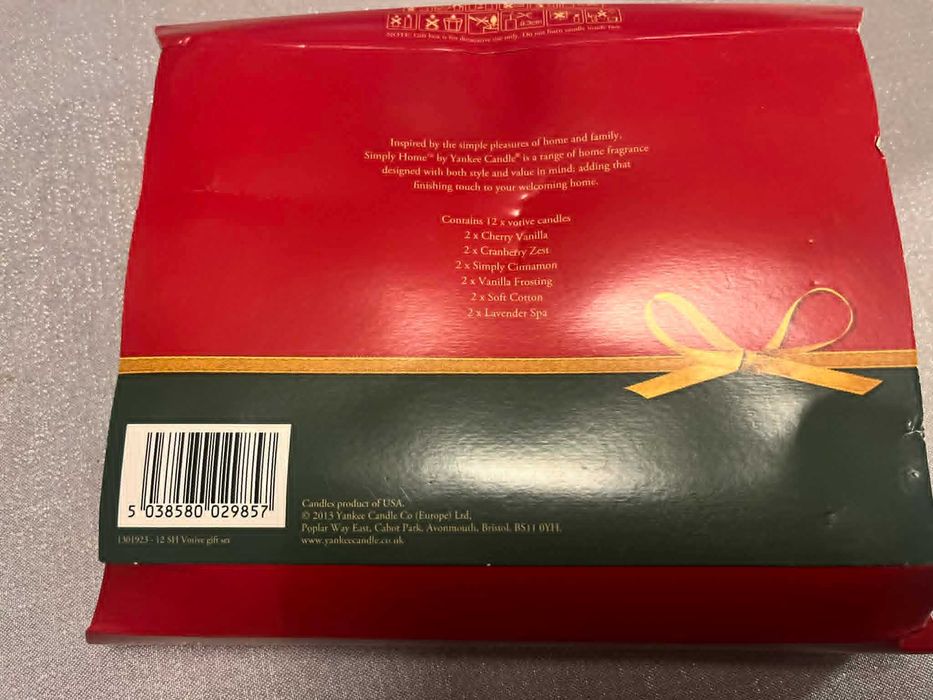 Zestaw świec Yankee Candle  Simply Home 12 x 49 g sampler