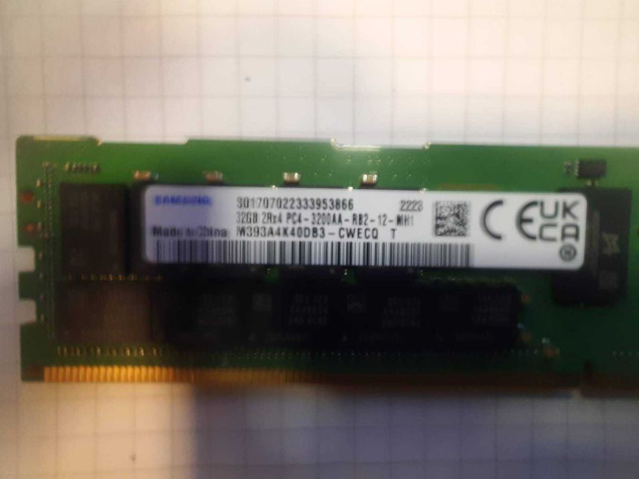 Оперативная память Samsung DDR4-3200 32768 MB PC4-25600