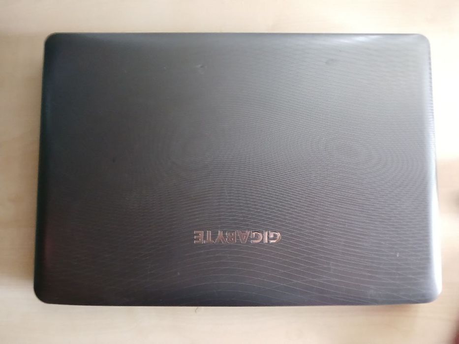 Продам ноутбук GigaByte