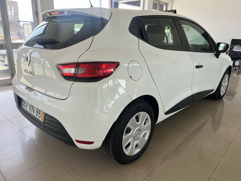 Renault Clio 1.500 Dci “ 7.276€ + IVA  “