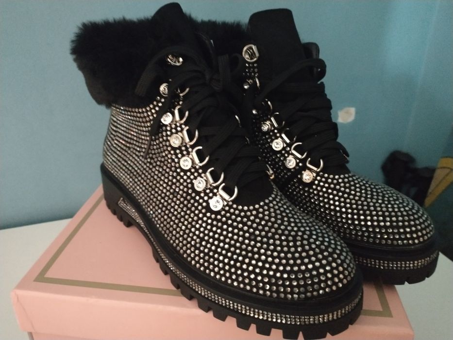 Buty zimowe z futerkiem damskie