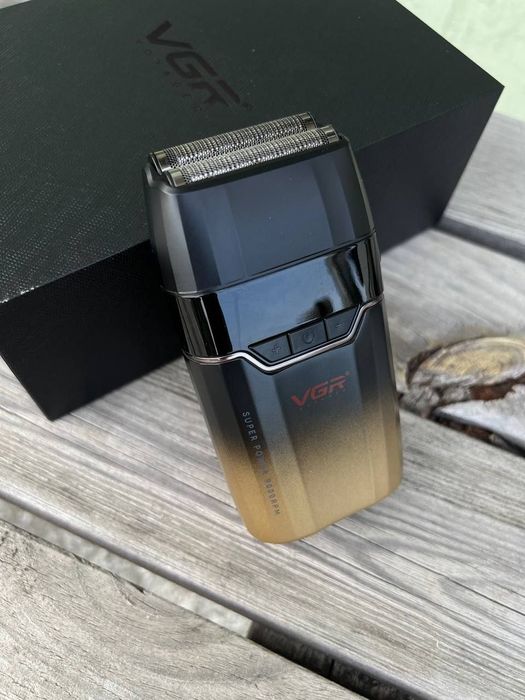 Шейвер Vgr v 308!Дуже потужний!