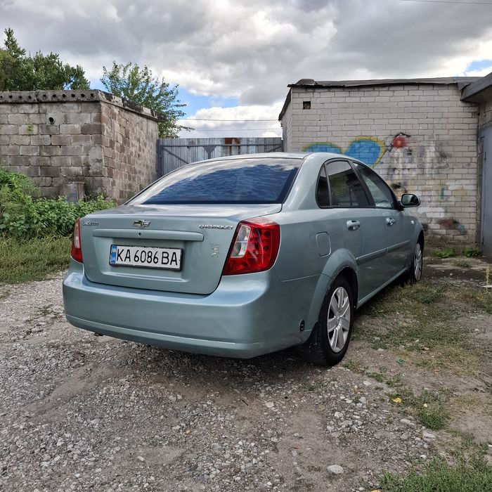 Chevrolet Lacetti 1.8 газ бензин  не крашена1 хозяин