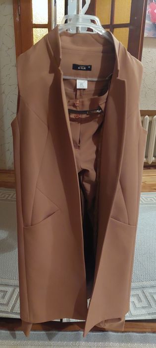 Костюм штани та жилетка