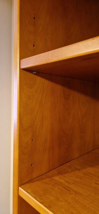 Móvel de apoio para sala em excelente estado de conservação.