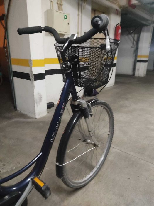 Bicicleta de cidade (pasteleira)