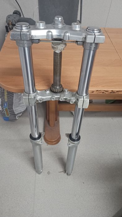 Amortyzatory przednie komplet Yamaha v-max 1200 zawieszenie vmx vmax