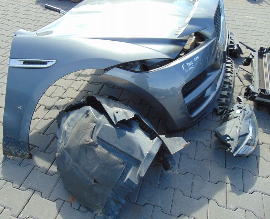 Комплектна передня частина Jaguar F-Pace