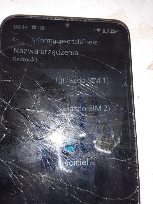 Telefon   redmi A1 uszkodzony