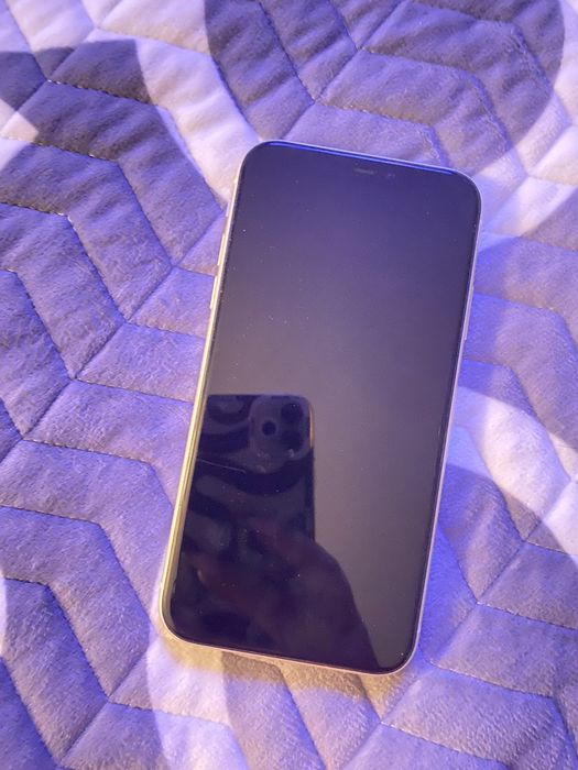 iPhone 11 в ідеальному стані