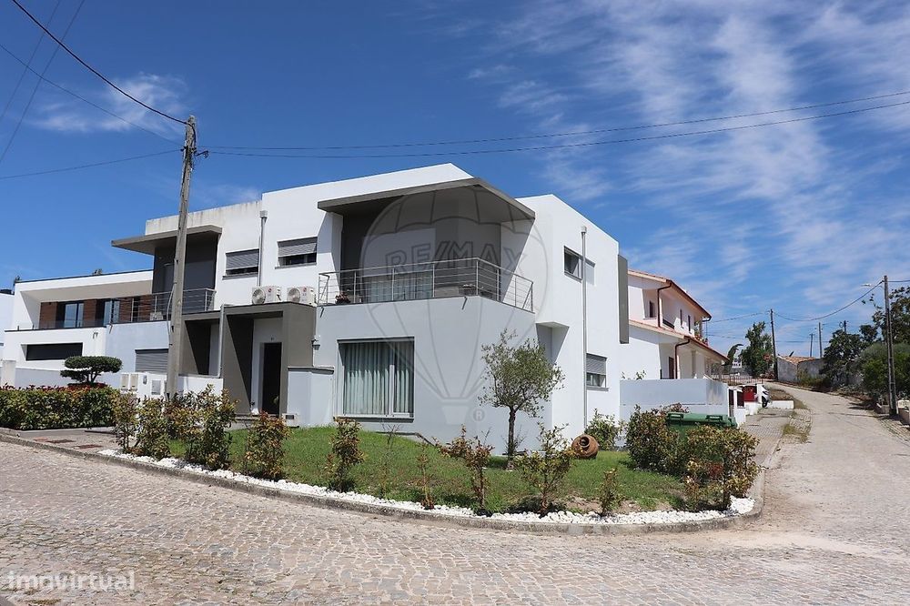 Moradia T3 para venda