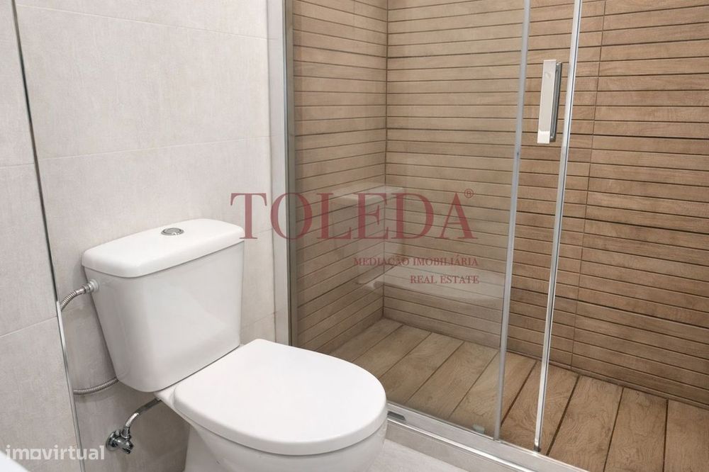 Moradia Isolada T5 com lote de 850m2