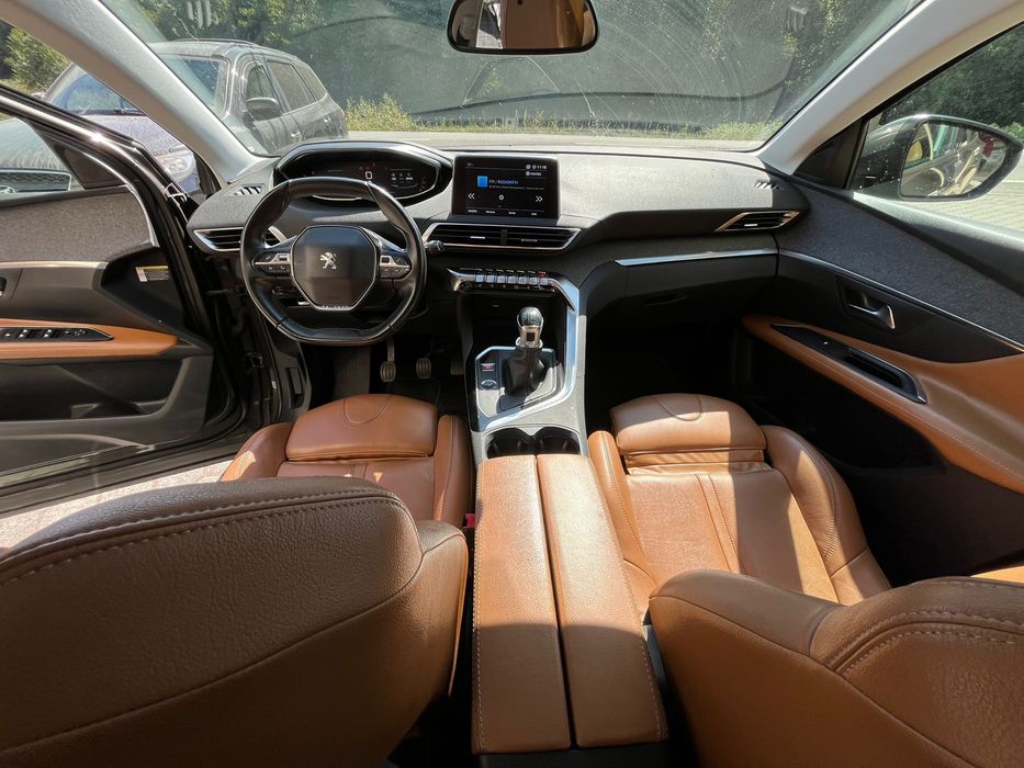 PEUGEOT 3008 allure